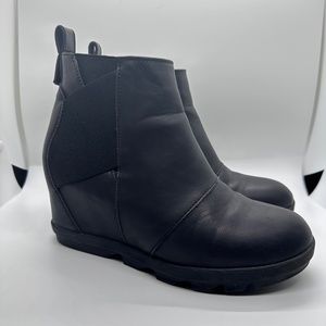 Athlefit Hidden Wedge Booties, Size 7, Black